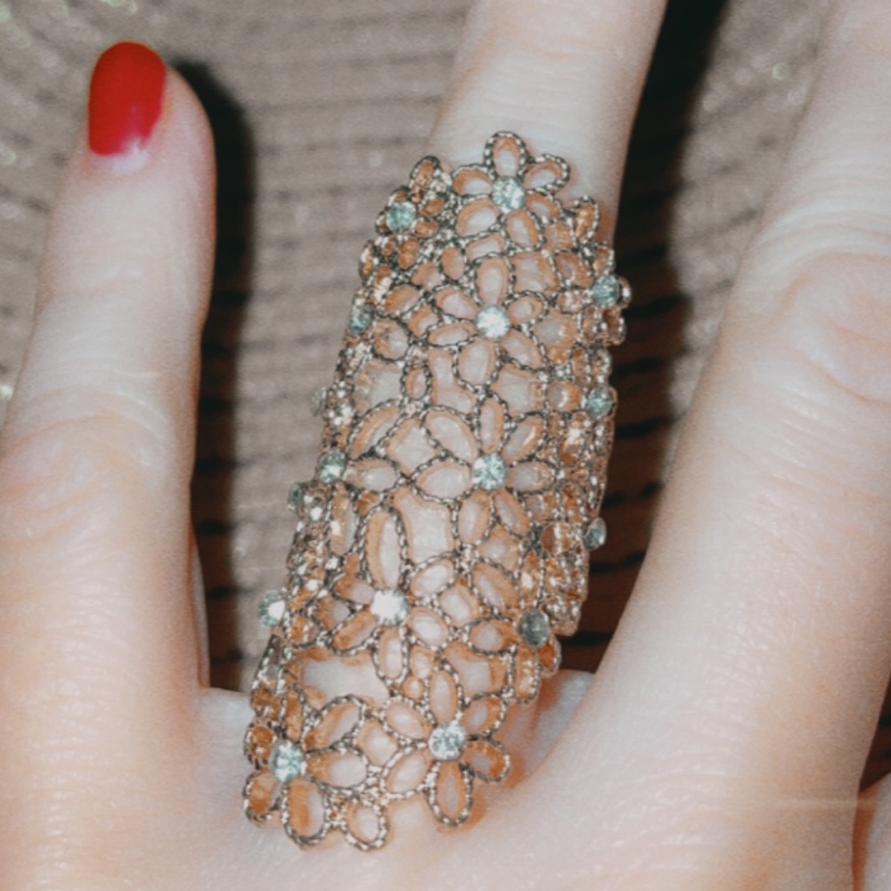 Beautiful Floral Cocktail Ring